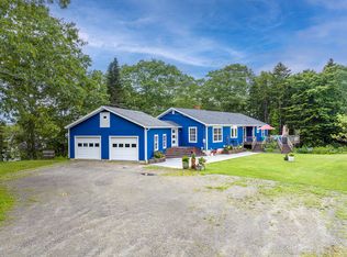 27 Orne Ln, Cushing, ME 04563
