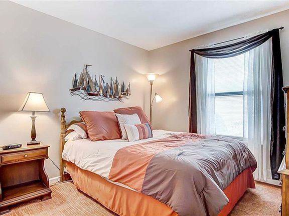 5th image of 5600 Cobblegate Dr
