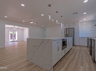 3035 E Heatherbrae Dr, Phoenix, AZ 85016