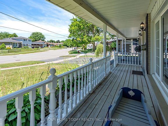 4th image of 35 Dawson Cres