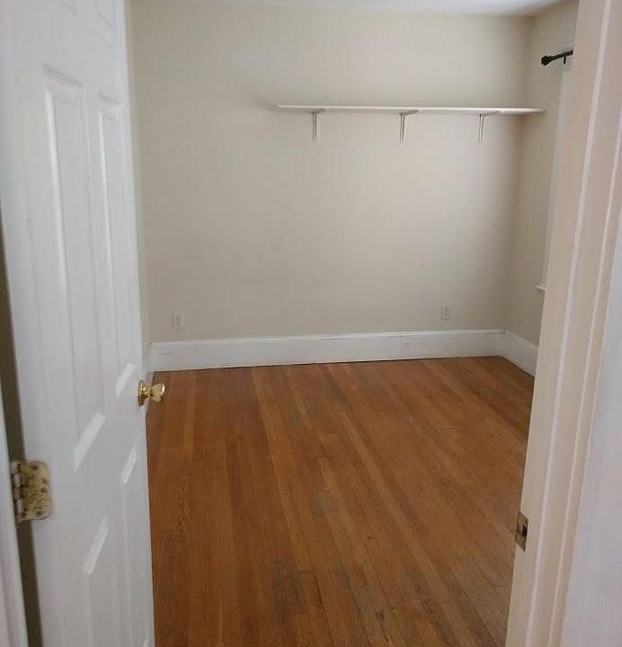 2nd image of 264 Foster St #3R