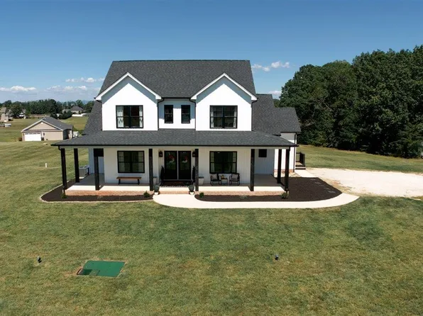 1393 Stonewall Rd, Concord, VA 24538