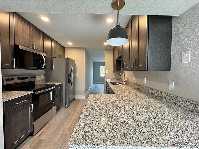 2346 Section Dr — Photo 10