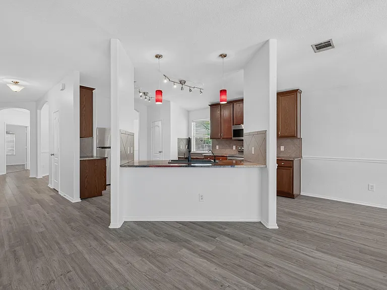 315 Waterlily Way — Photo 16