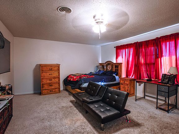 2nd image of 5426 9th St