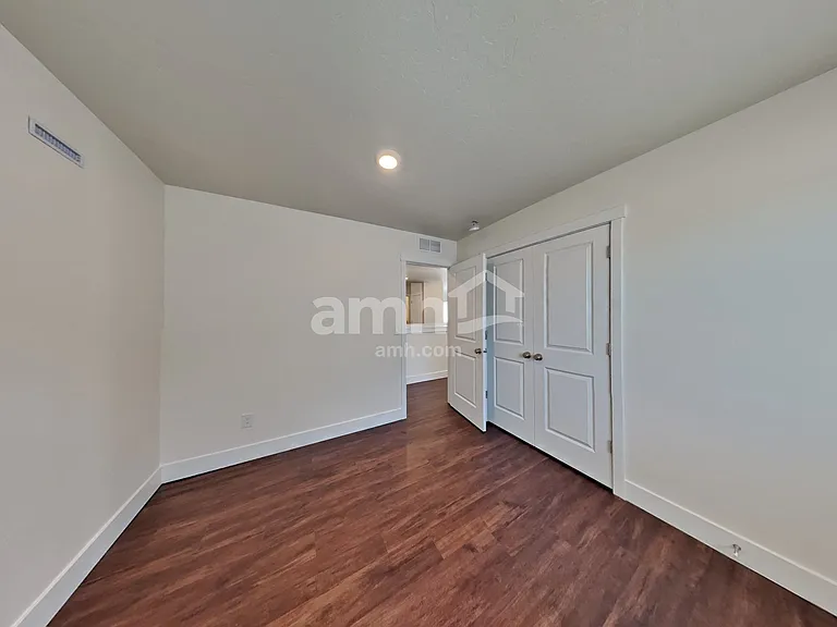 9480 W Clancey St — Photo 17