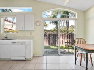 6129 NW 40th St, Coral Springs, FL 33067