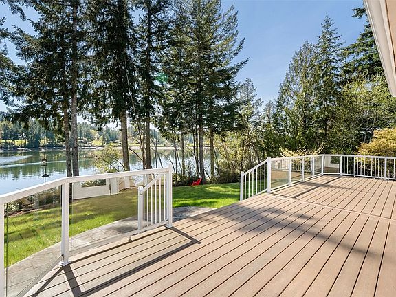 4th image of 431 E Agate Beach Drive