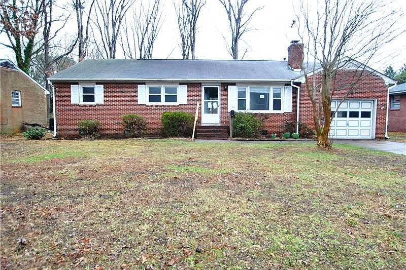 1st image of 17 Bird Ln