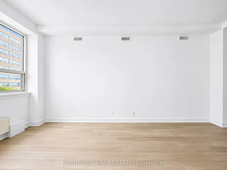 2500 Bathurst St #307 — Photo 22