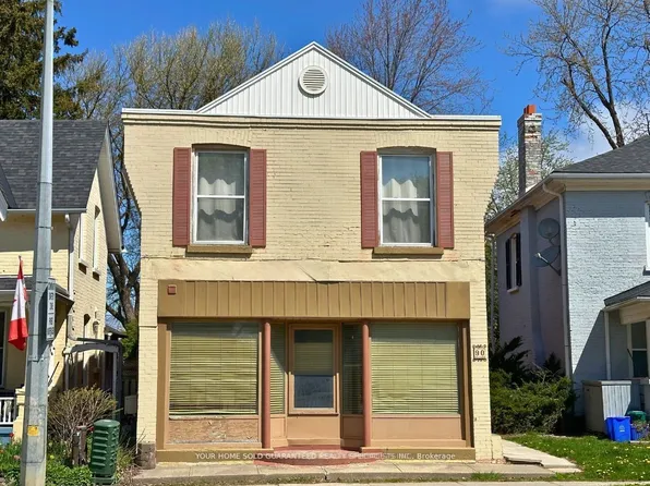 90 Wellington St E #1, Aurora, ON L4G 1H8