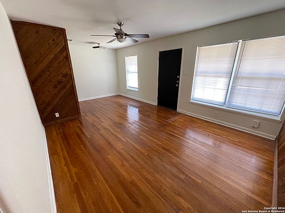 4th image of 138 NEWPORT DR