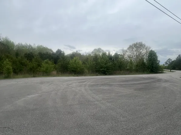 13 Jennifer Ln, Boaz, AL 35957