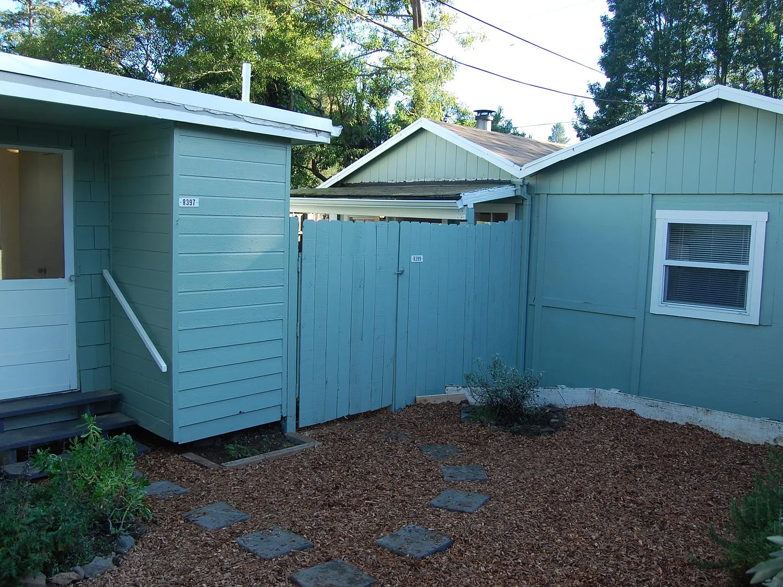 8397 Grape Ave — Photo 2