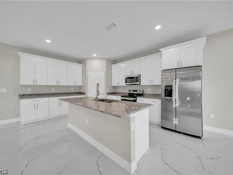 543 McArthur Blvd — Photo 17