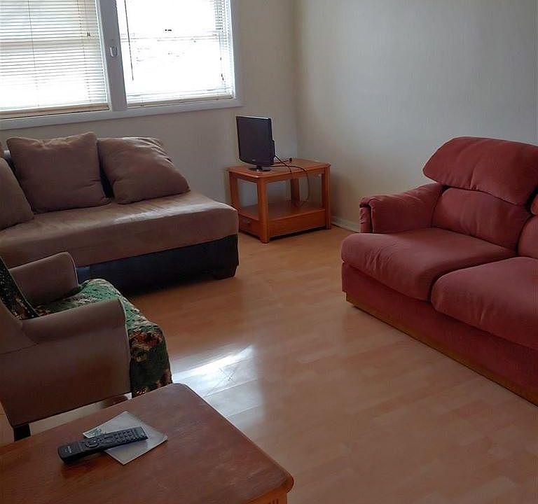 1st image of 14 Bowman St #2