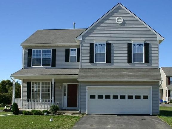 2nd image of 100 Magpie Ln