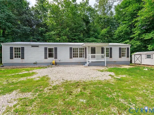 169 Atlantic Ave, Claremont, VA 23899