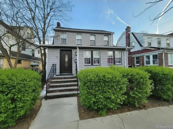 202-12 100th Avenue, Hollis, NY 11423