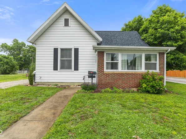 289 S Lincoln St, Martinsville, IN 46151