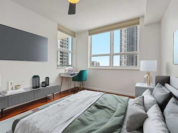 4th image of 350 SE 2nd St