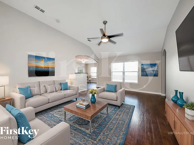 2029 Cone Flower Dr — Photo 3