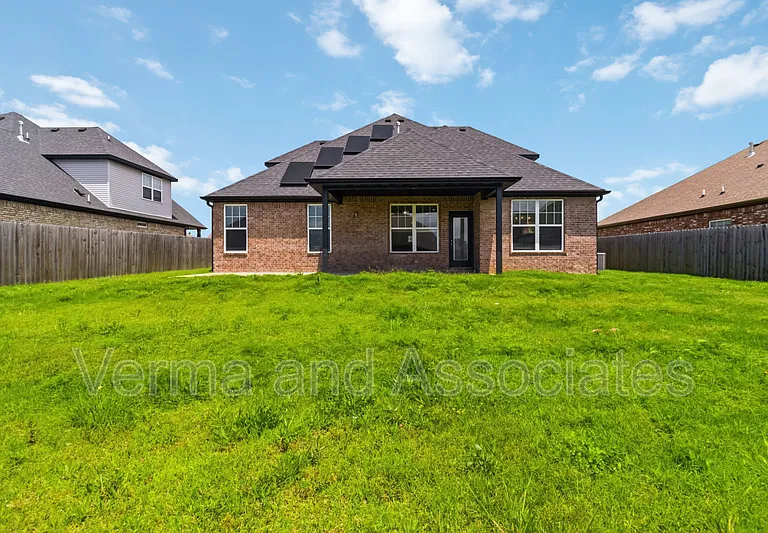 931 E Skyline Loop — Photo 9