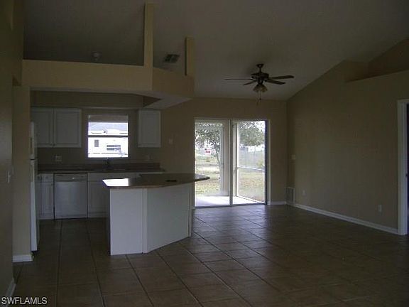 3rd image of 2923 SW 2nd Ct