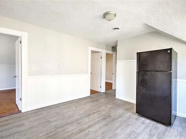 24 Ida St, Providence, RI 02909