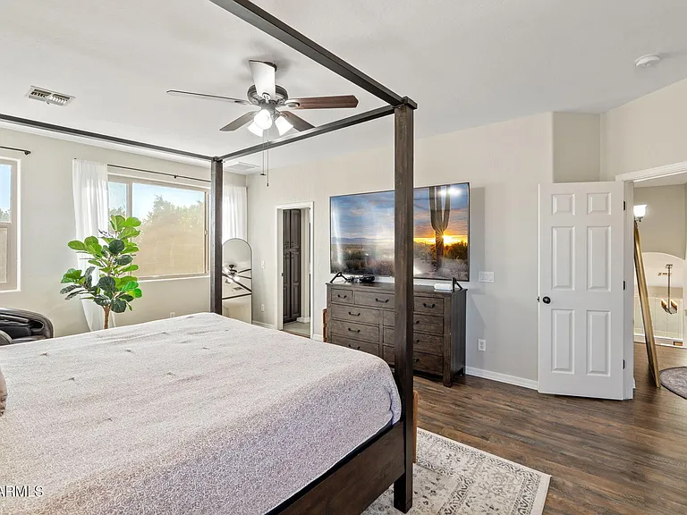 6943 W Tether Trl — Photo 44