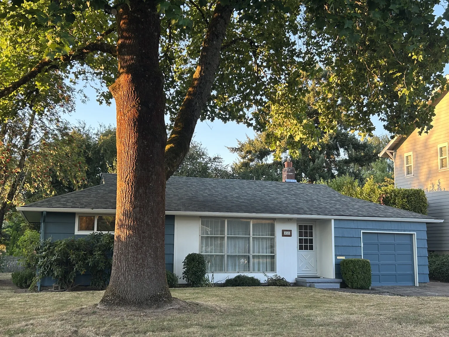 2 bed, 816 sqft, $2,350 — Photo 2