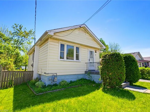257 W 2nd St, Hamilton, ON L9C 3G6