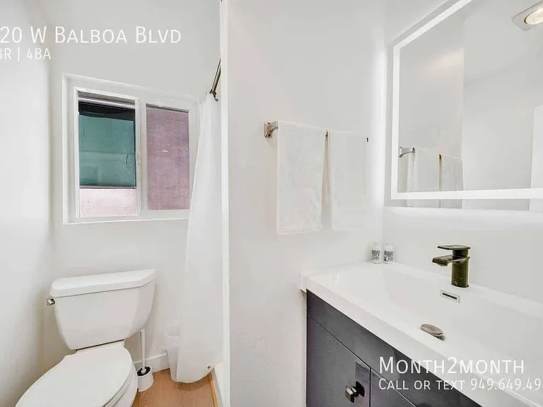 920 W Balboa Blvd — Photo 41