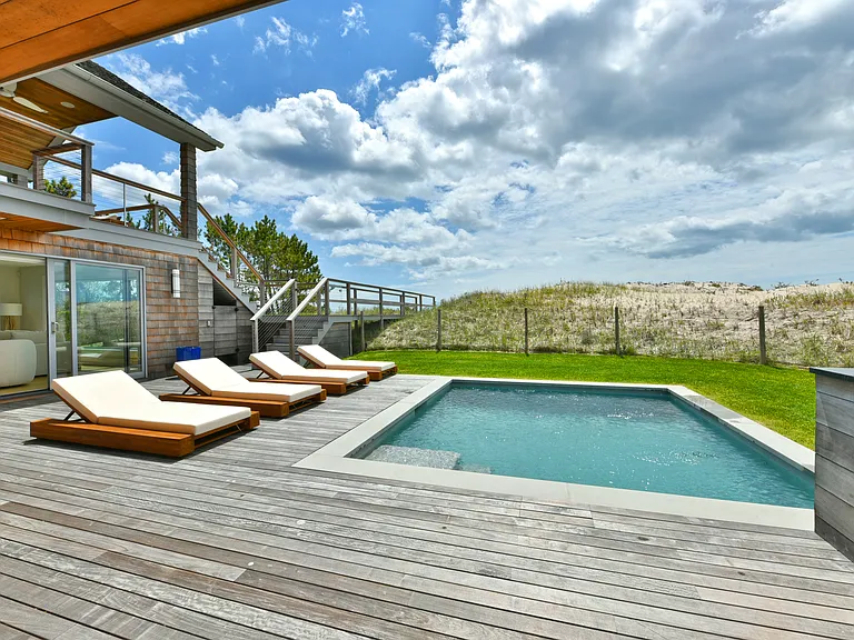 451 Dune Rd — Photo 80