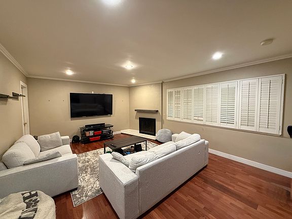 2nd image of 3014 Ilopango Dr