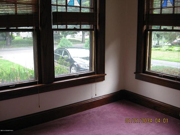 3rd image of 124 State Ave