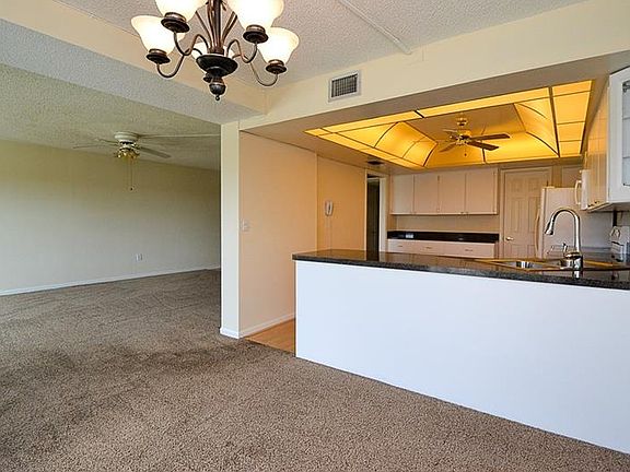 5th image of 225 Country Club Dr #1502