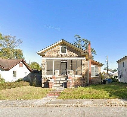 1st image of 732 Maupas Avenue