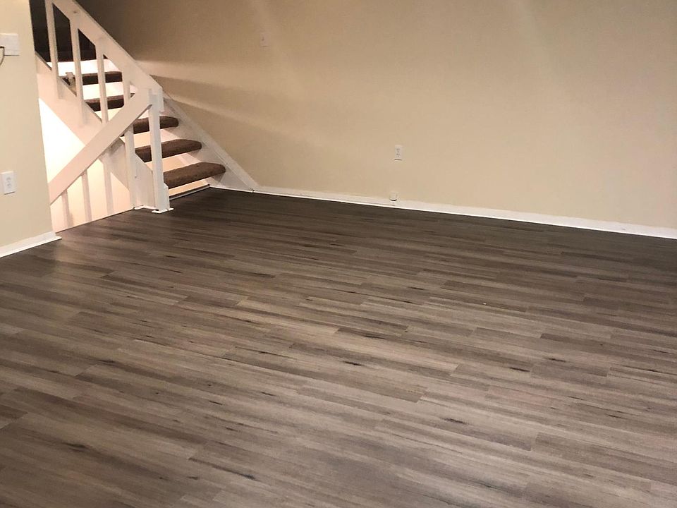 Main Floor: Living Room