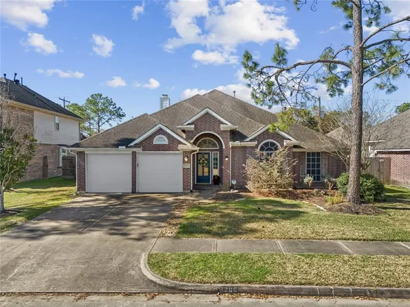 1206 Lake Shore Drive, Pearland, TX 77581