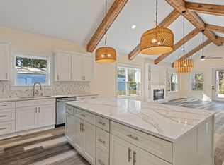 1110 N County Highway 393, Pt Washington, FL 32459