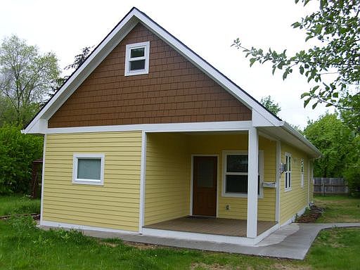 1st image of 1028 Van Buren St