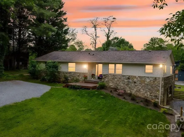 36 Avon Rd, Asheville, NC 28805