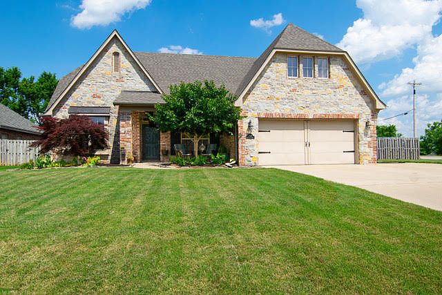 Beautiful Corner Lot