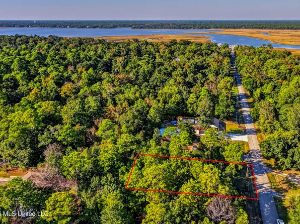 Octavia St Lot 1320, Ocean Springs, MS 39564