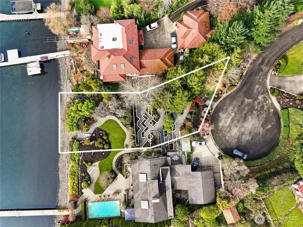 11121 79th Place NE, Kirkland, WA 98034