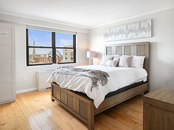 4th image of 8 Whittier Pl APT 16B