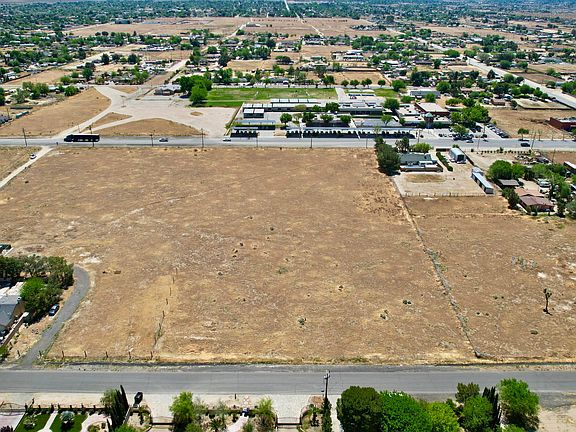 5th image of E Palmdale Blvd