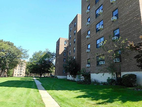 3rd image of 211-01 75th Ave #5H