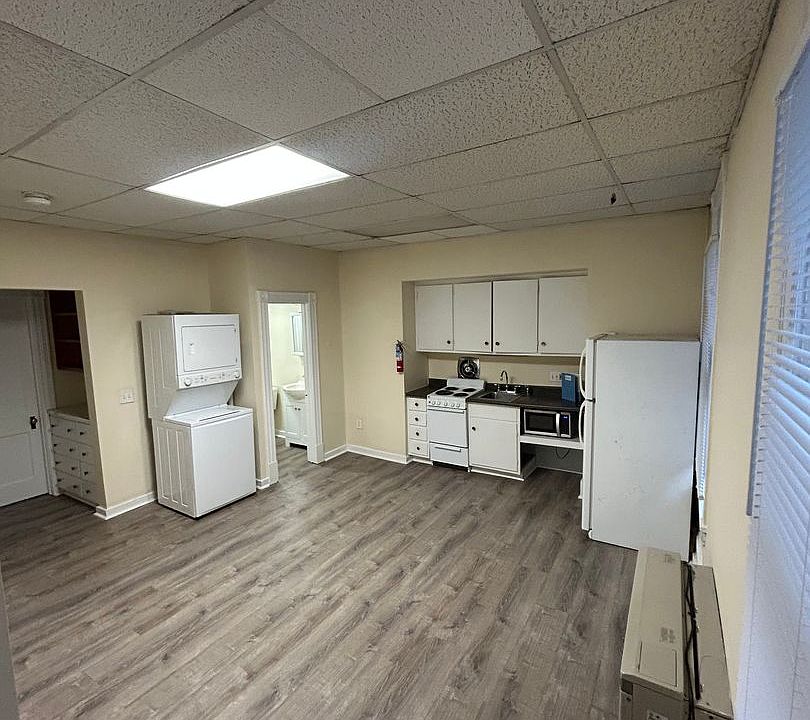 1st image of 46 N Prospect St APT 2